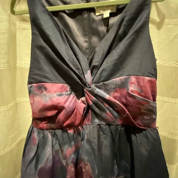 Magenta and Purple Dress - Picture 6 of 8